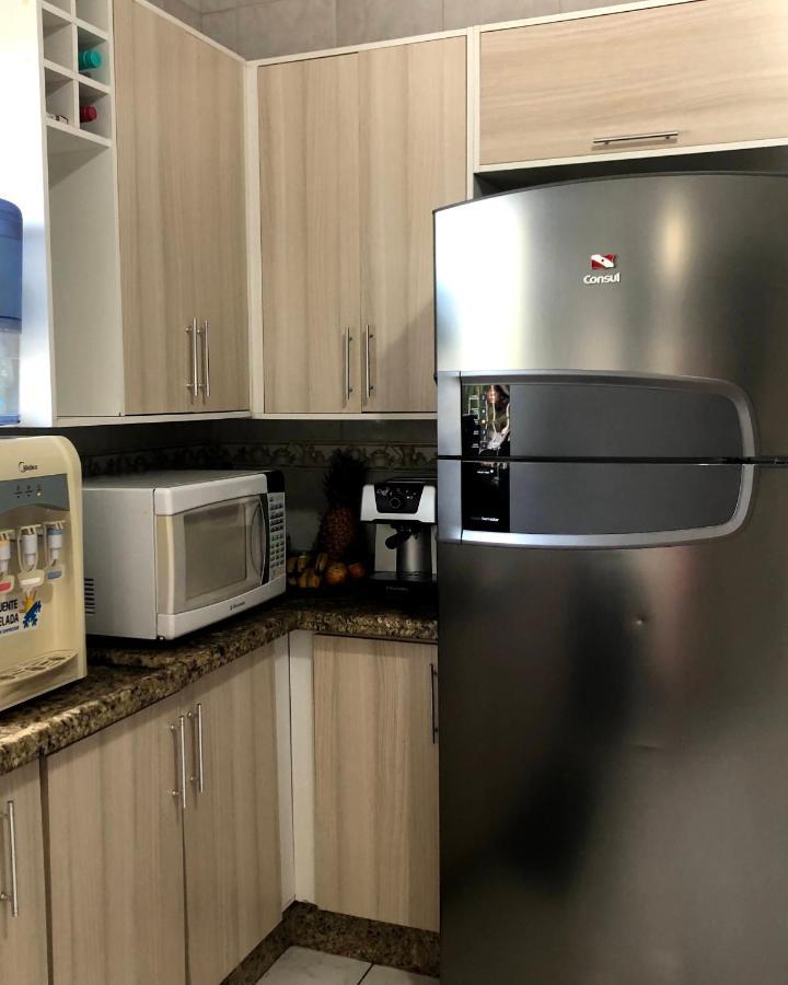 Quarto Privado Em Residencia No Coracao De Foz - Casa E Banheiro Compartilhado Фос-ду-Игуасу Экстерьер фото